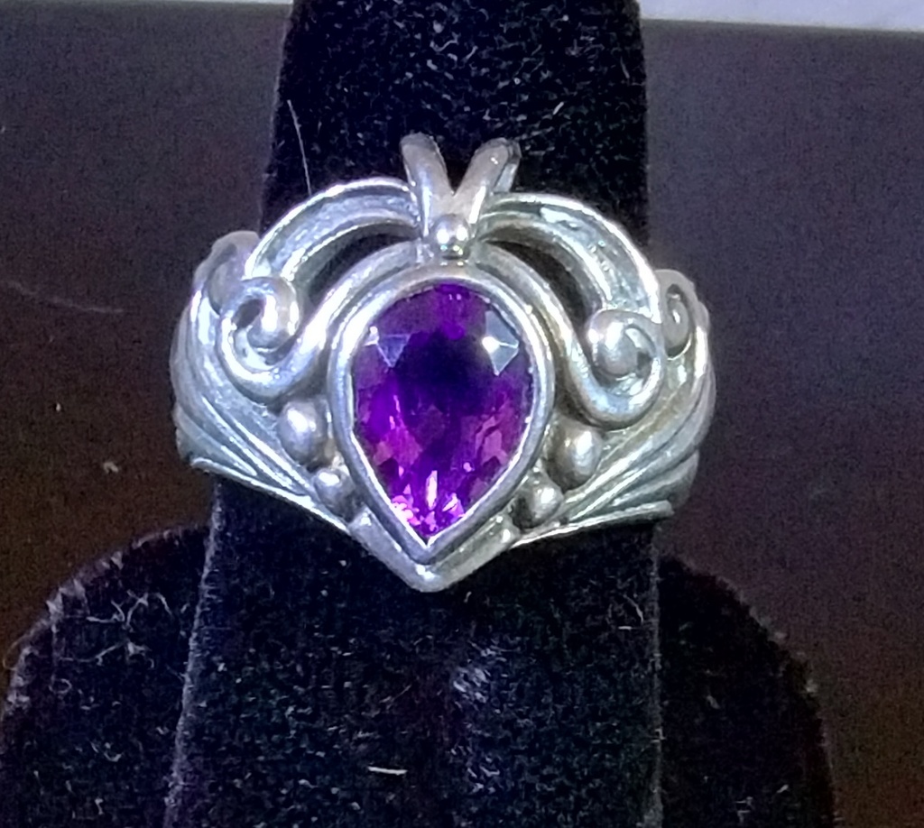 Sterling Silver Deep Purple Ring Size 7